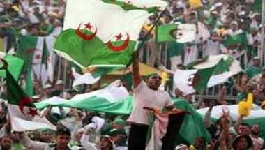 إقبال هائل من الجماهير الجزائرية على تذاكر مباراة المنتخب مع بوركينا فاسو 