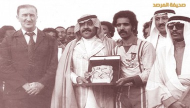 التاريخ النصراوي يعيد نفسه بزعامة الدوري بعد 35 عاماً-صور