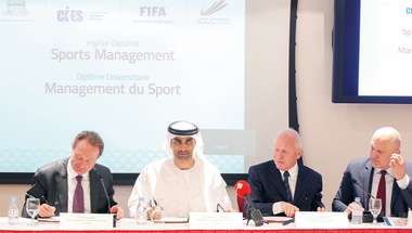 «أبوظبي الرياضي» يوقع اتفاقاً عالمياً لتطوير الكوادر الوطنية