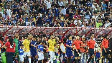 نيمار يسجل «سوبر هاتريك» ويقود البرازيل للفوز على اليابان