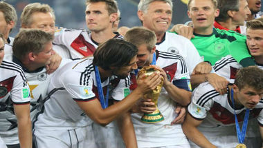 مفاجأة ألمانية تصعد بمصر أخيرا لكأس العالم