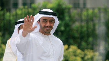 عبدالله بن زايد يعلن دعمه للهلال في النهائي الآسيوي