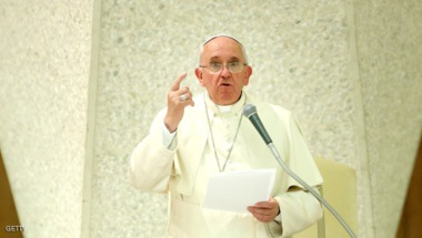 البابا يبيع مقتنياته لصالح الفقراء