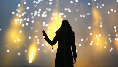 لقطة اليوم «1» | أسماء لمنور تشعل الحفل الافتتاحي بالنشيد