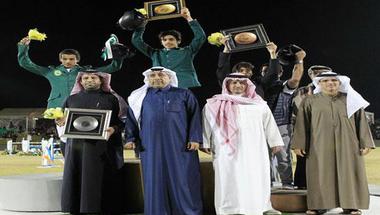 أمير الرياض يتوج الشربتلي بالجائزة الكبرى في مهرجان خادم الحرمين