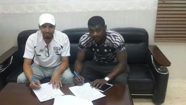 هجر يتعاقد رسمياً مع «محمد قاسم» لاعب الاتفاق