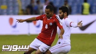 نجم وسط المنتخب اليمني في طريقه للدوري السعودي