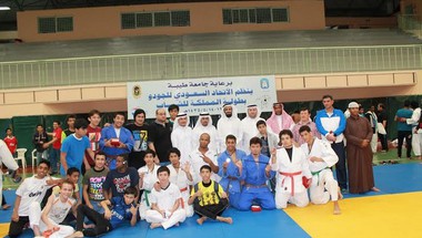 جامعة طيبة تحصد 6 ميداليات في بطولة المملكة لـ"الجودو"