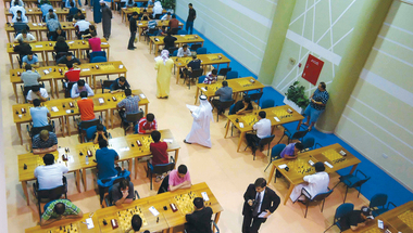 150 لاعباً في دولية دبي للشطرنج