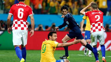 صُحف كرواتيا تصب غضبها على حكم مباراة البرازيل