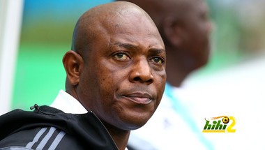 مدرب نيجيريا يعلن استقالته من تدريب المنتخب