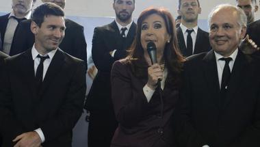 رئيسة الأرجنتين لمنتخبها: أنا لست من مشجعي كرة القدم
