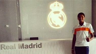 ريال مدريد يتعاقد مع الموهبة محمد راموس