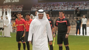سلطان بن طحنون يفتتح بطولة حكومة أبوظبي الرمضانية الأولى لكرة القدم