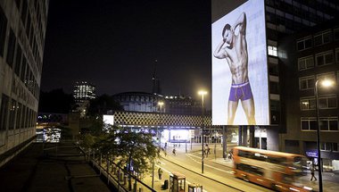 صورة | حملة إعلانية عن ملابس داخلية يقودها رونالدو في لندن
