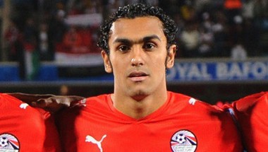 أحمد المحمدي أول لاعب مصري يخوض 100 مباراة في الدوري الانكليزي