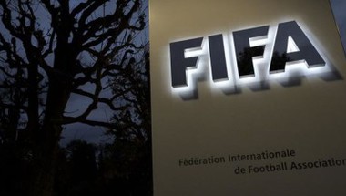 الشفافية الدولية تنتقد الغموض المالي في عالم كرة القدم