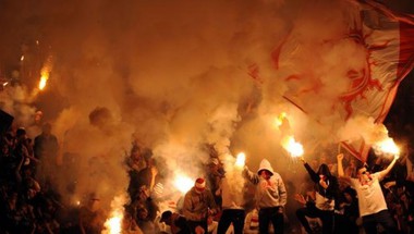 الإتحاد الروسي يغرم سبارتاك موسكو بـ 13 مليون سنتيم بسبب حرق أعلام تركية