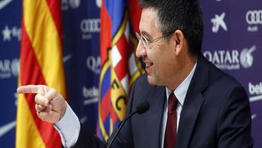 رئيس برشلونة يشيد بـ"انتفاضة" النادي