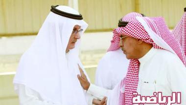 خالد بن عبدالله يتلقى العزاء في وفاة خالته