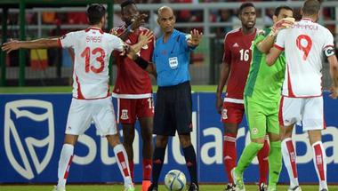 الكاف: إيقاف حكم «فضيحة» مباراة تونس وغينيا الإستوائية