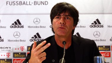 لوف يريد منتخبا ألمانيا "غير معهود" في تصفيات يورو 2016