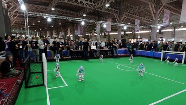 بالصور| افتتاح مونديال كرة القدم للروبوتات