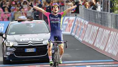 بولانتس يفوز بأول مرحلة جبلية في سباق إيطاليا