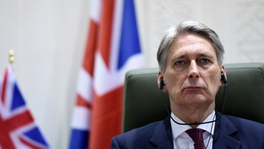 وزير خارجية بريطانيا: "هناك أخطاء فادحة في الفيفا"