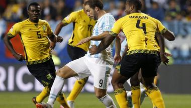 الأرجنتين تهزم جامايكا وتتأهل متصدرة لدور الثمانية بكوبا أميركا