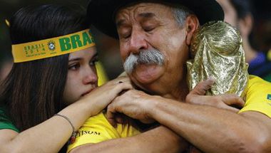 تقارير: "إف بي أي" يحقق بشأن عقود مونديال البرازيل