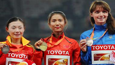 أول ذهبية للصين وتأهل برشم لنهائي القفز العالي