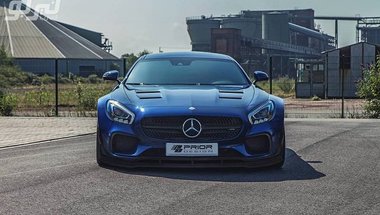 صور .. مرسيدس AMG GT معدلة بلون أزرق أخّاذ من Prior Design
