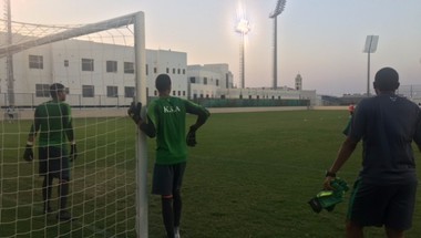 الاخضر الشاب يتدرب على ملاعب الاتحاد البحريني استعدادا لتايلند