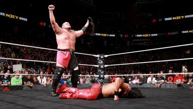 نتائج NXT تيك أوفر تورنتو : ساموا جو بطل NXT الجديد و أسكا تحافظ على اللقب !