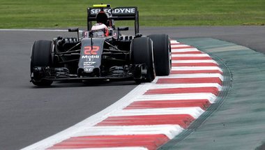 باتون سيعتزل الفورمولا 1 بعد نهاية سباق أبو ظبي