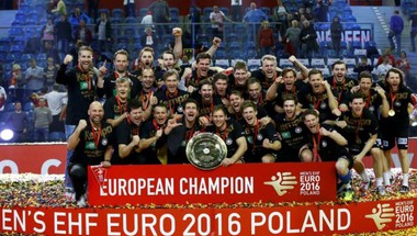 ألمانيا تفوز ببطولة أوروبا لكرة اليد وتتأهل للألعاب الأولمبية