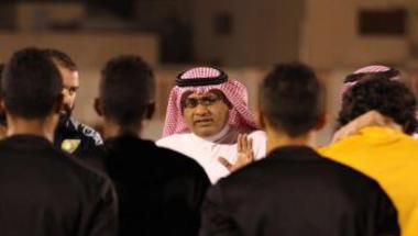 رياضة  مسؤول الوحدة السعودي يبرر واقعة تعديه اللفظي على الحكم