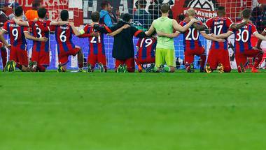 مدرب منتخب ألمانيا يواسي نجم بايرن ميونيخ بعد إصابة خطيرة