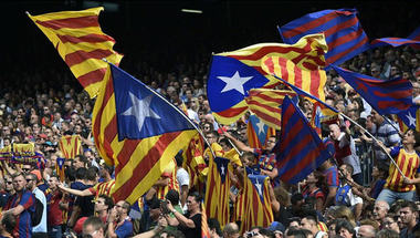 براءة جماهير برشلونة وبلباو من جريمة إهانة النشيد الإسباني