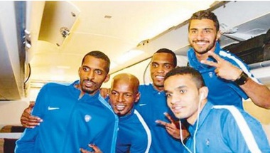 4 لاعبين يغيبون عن الهلال في لقاء الجزيرة الإماراتي