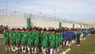 
مقاول ايراني يكمل بناء ملعب مدرسة عموبابا على نفقته الخاصة | رياضة
