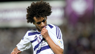 المغرب يختار «عموري» أفضل لاعب عربي 2015