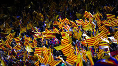 برشلونة يعترض على حظر علم كتالونيا في نهائي كأس الملك