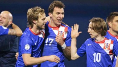 مودريتش وراكيتيتش وماندزوكيتش بقائمة كرواتيا في يورو 2016