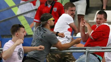 يورو 2016: فرنسا ترحل زعيم المشجعين الروس الكسندر شبريغين