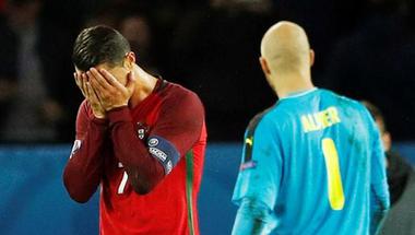 مدرب البرتغال: رونالدو سيواصل تسديد ركلات الجزاء