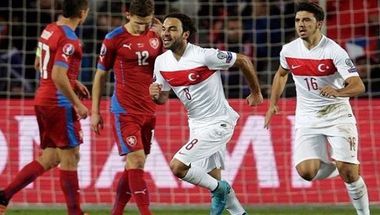 يورو 2016: تركيا تهزم التشيك وتحافظ على فرصة التأهل لثمن النهائي‎