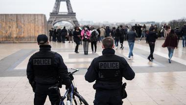 ثلاثة آلاف شرطي جديد لتأمين كأس أوروبا بفرنسا