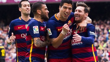 برشلونة يجهز 5 خيارات لتعويض رحيل ألفيس وأدريانو